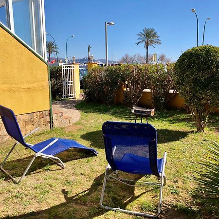 Apartament Amb Jardi A La Platja D'Empuriabrava Exteriör bild