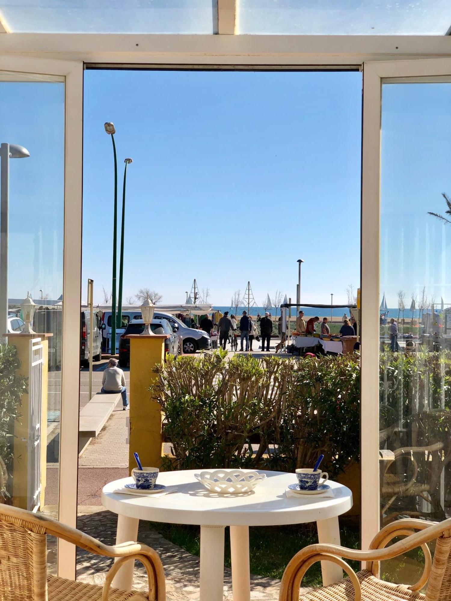 Apartament Amb Jardi A La Platja D'Empuriabrava Exteriör bild