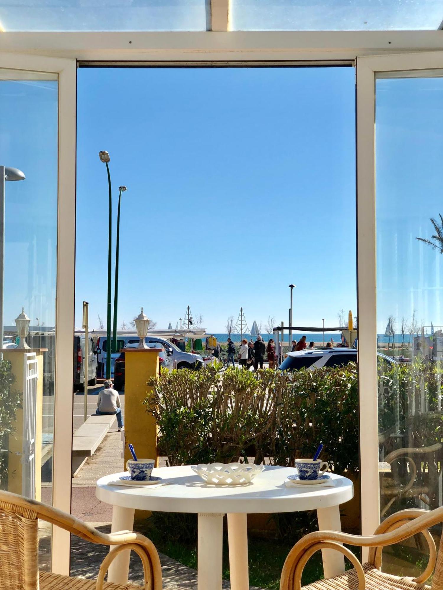 Apartament Amb Jardi A La Platja D'Empuriabrava Exteriör bild