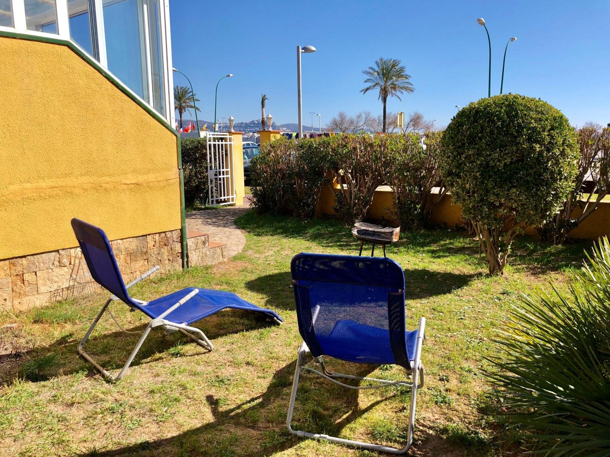 Apartament Amb Jardi A La Platja D'Empuriabrava Exteriör bild