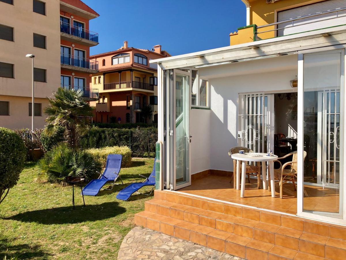 Apartament Amb Jardi A La Platja D'Empuriabrava Exteriör bild